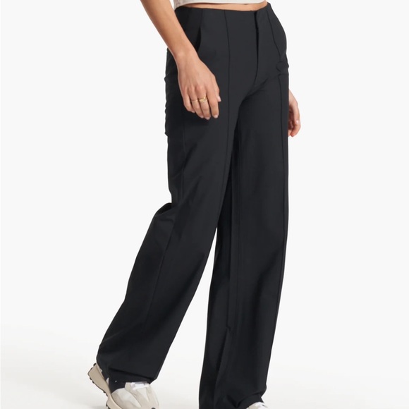 Vuori Women Meta Wide Leg Pants in Black Sz Medium - Picture 3 of 10